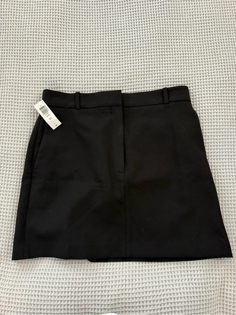 Babaton Black Tailored A-Line Mini Skirt - Picture 1 of 2